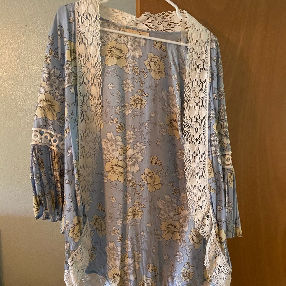 Floral kimono